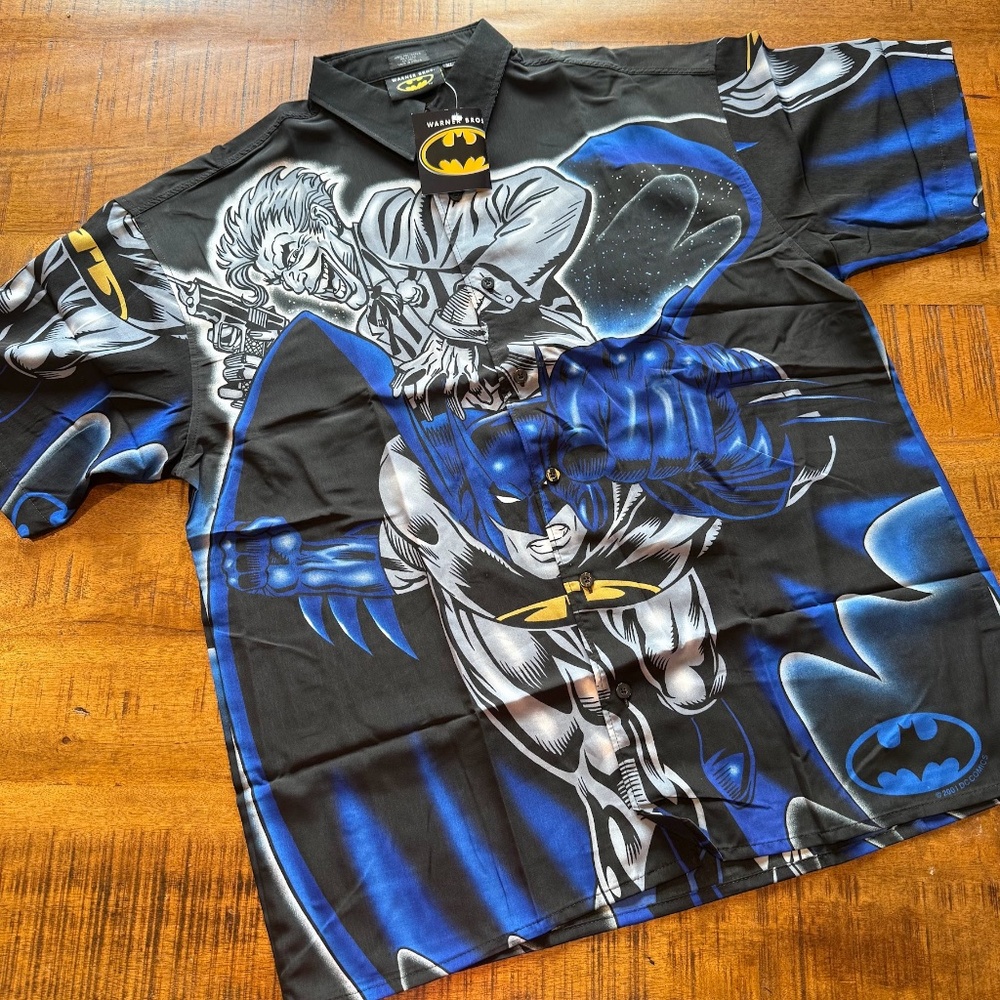 New Vintage Batman Vs Joker Y2K Warner Bros Shirt Button Shirt All Over Print